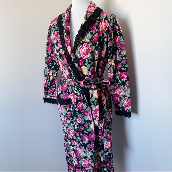 Victoria's Secret Intimates & Sleepwear Victorias Secret Gold Label